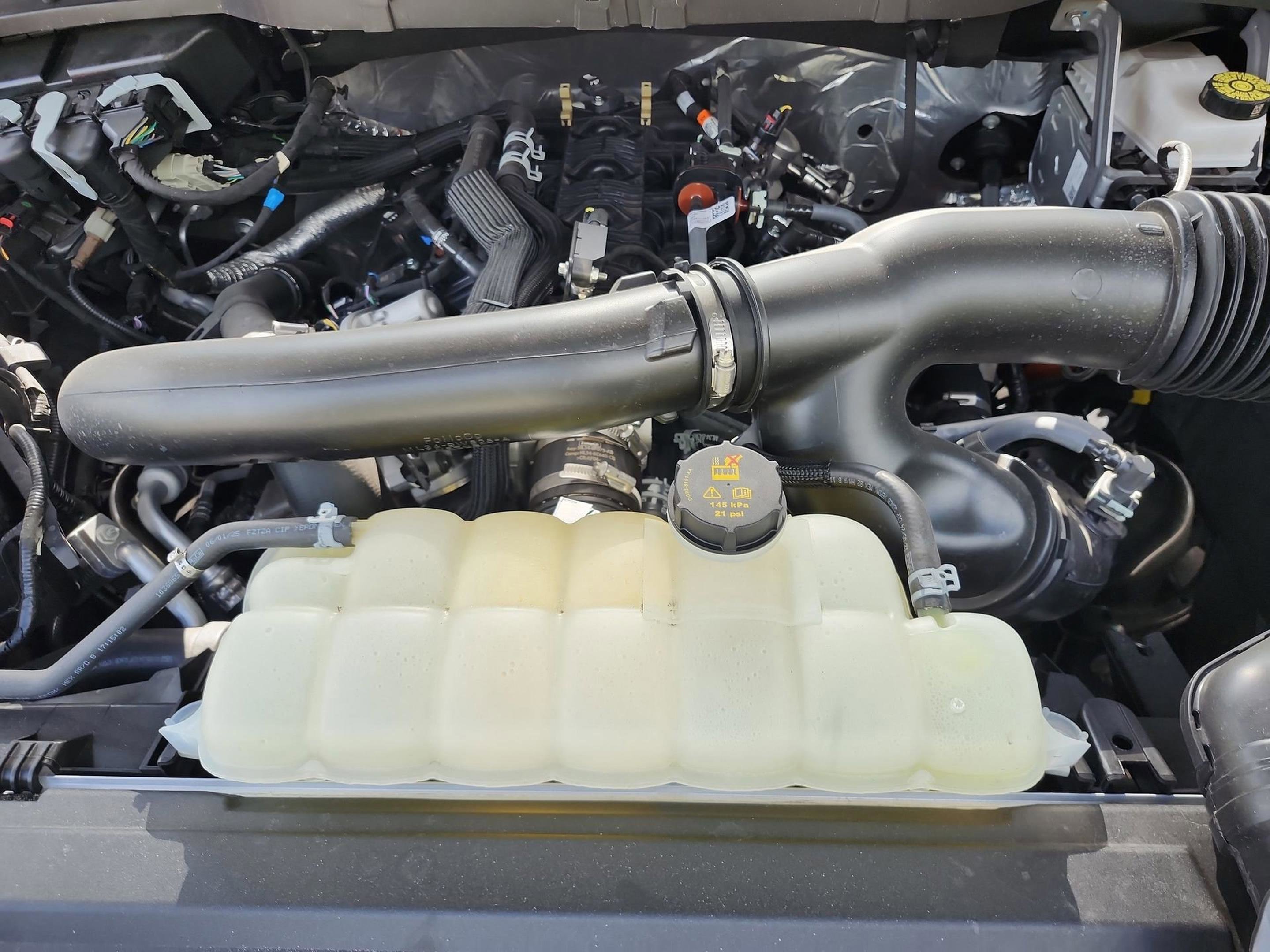 New 2025 Ford F150 XLT w/ Equipment Group 302A MID image 19