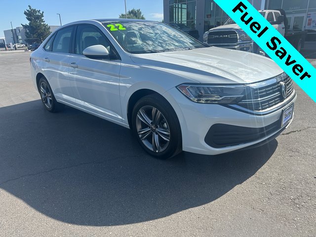 Used 2022 Volkswagen Jetta SE image 1
