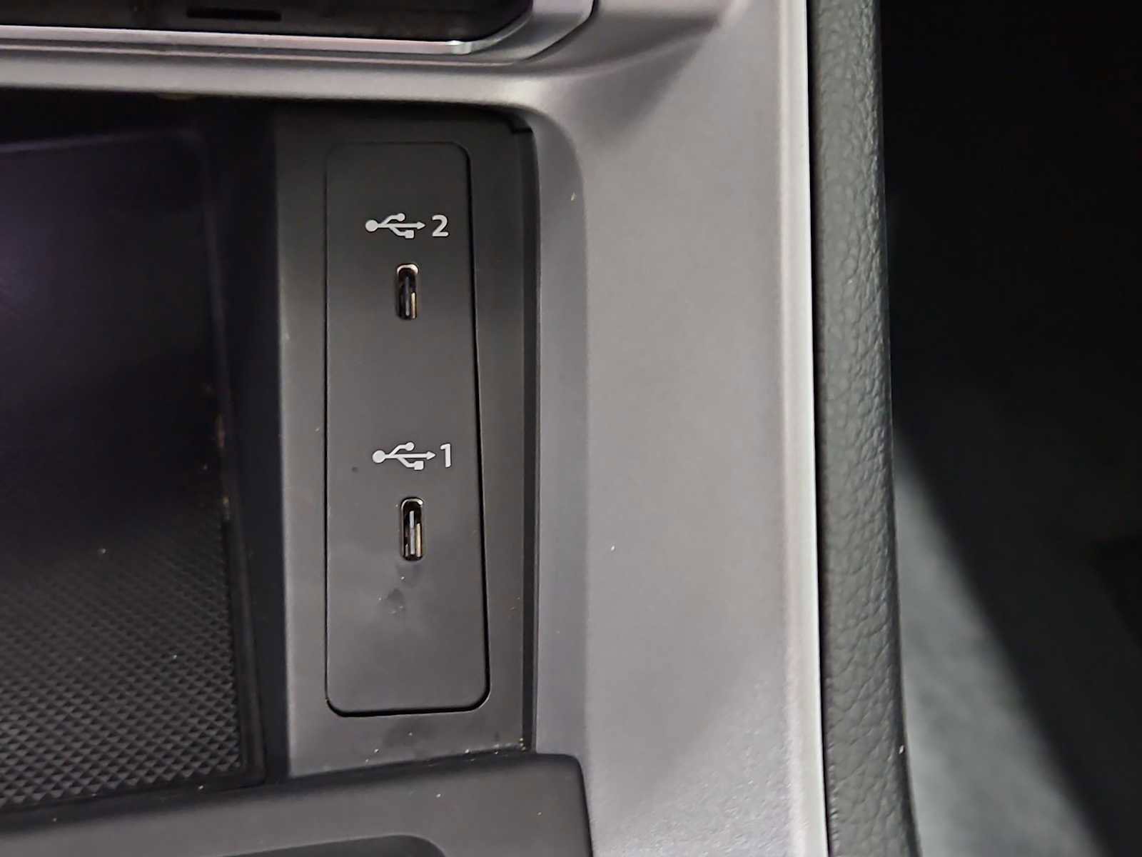 Used 2022 Audi Q3 2.0T Premium image 32