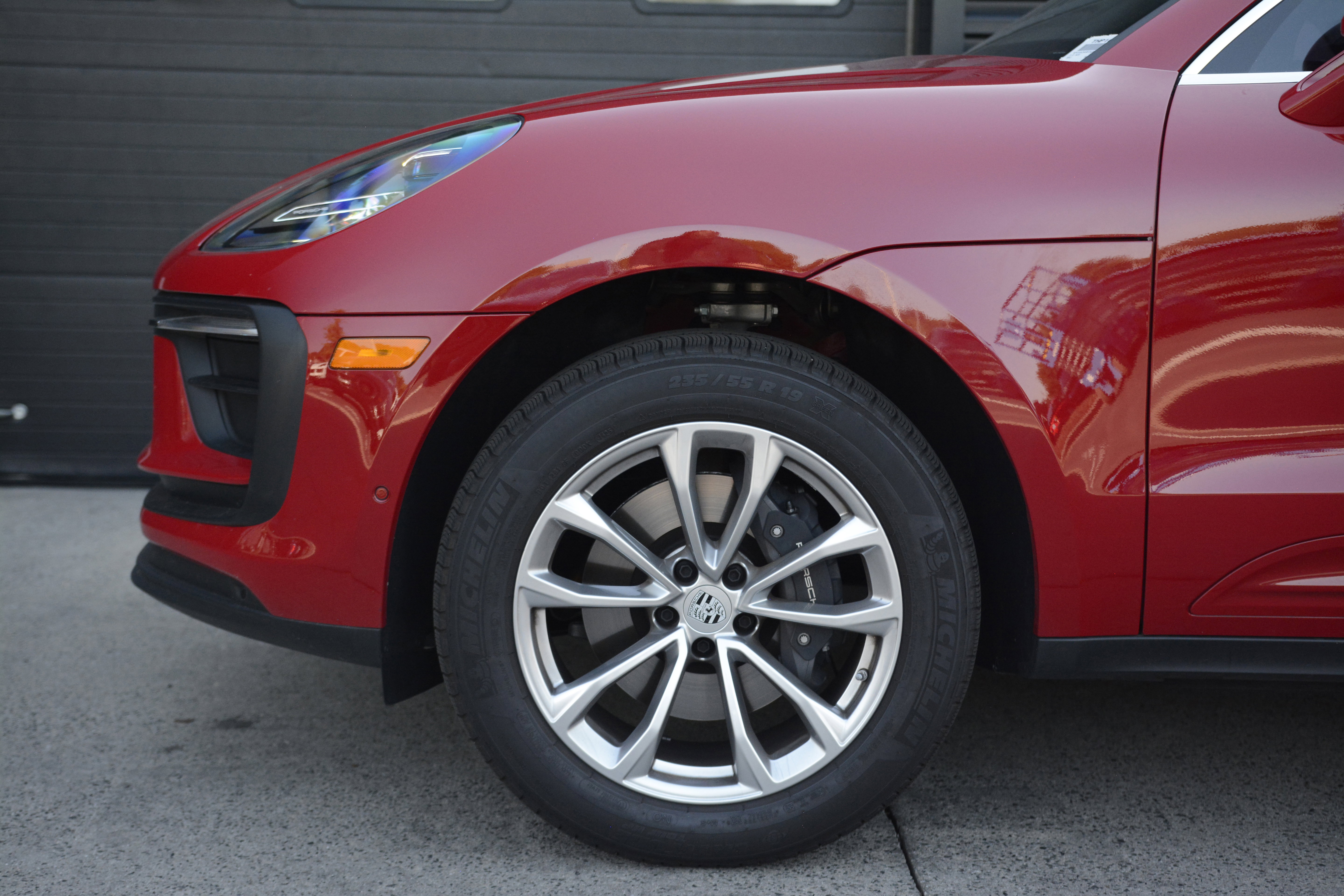 Used 2026 Porsche Macan AWD/4WD image 38