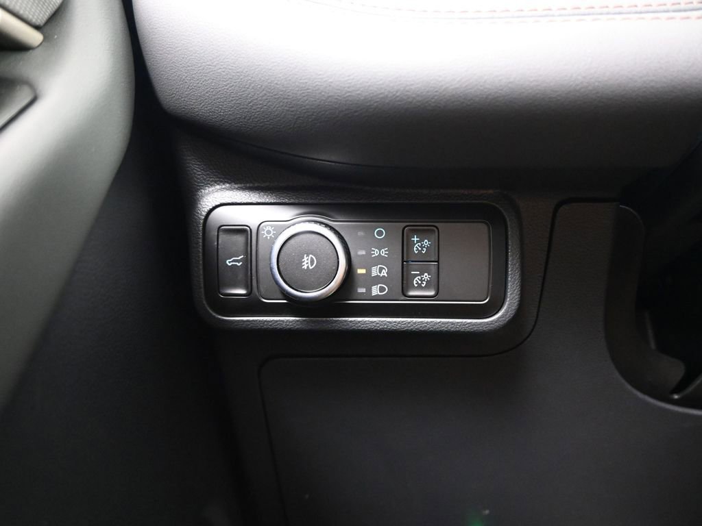 New 2025 Ford Explorer Active w/ Active Comfort Package image 18