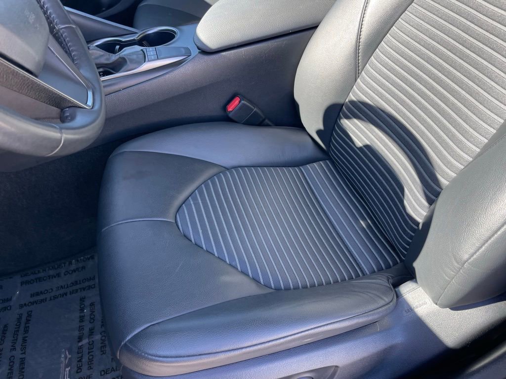 Used 2024 Toyota Camry SE image 21