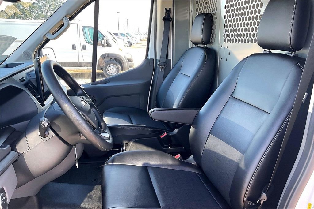 Used 2024 Ford Transit 150 148 Medium Roof RWD image 16