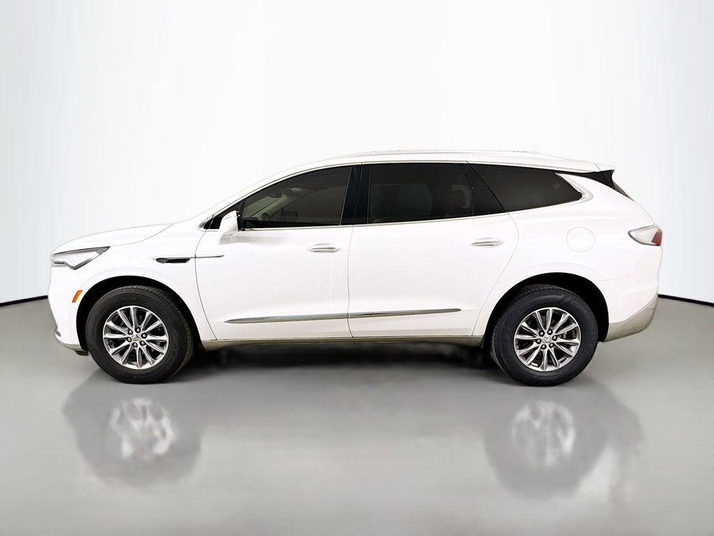 Used 2024 Buick Enclave Essence FWD image 4