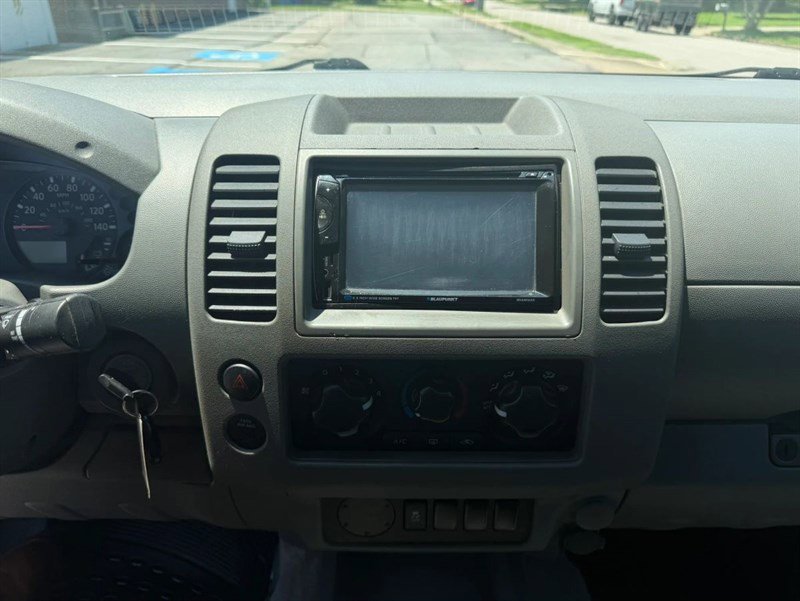 Used 2013 Nissan Frontier S RWD image 13
