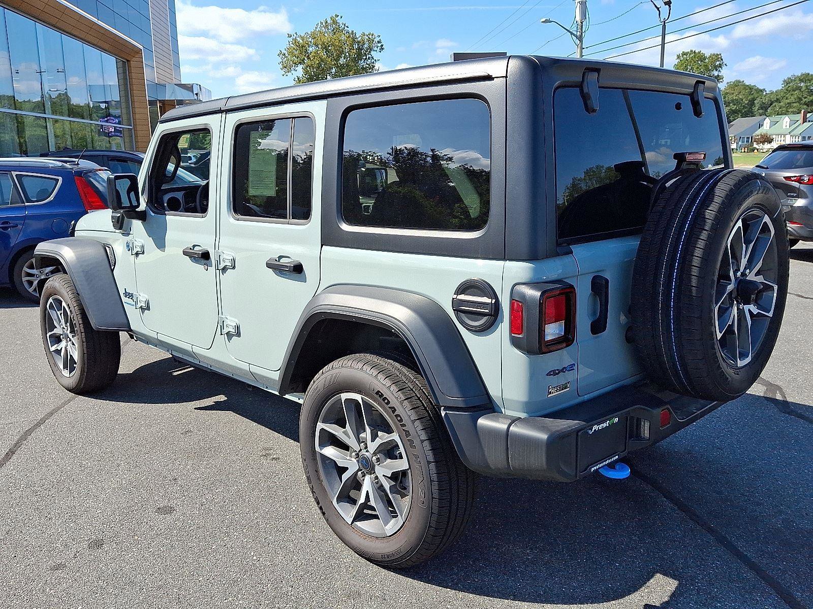 Used 2024 Jeep Wrangler Sport S w/ Convenience Group image 6