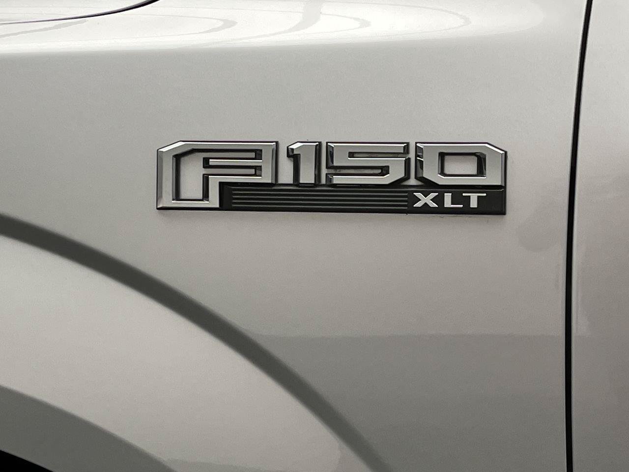 Certified 2018 Ford F150 XLT w/ Equipment Group 302A Luxury AWD/4WD image 34