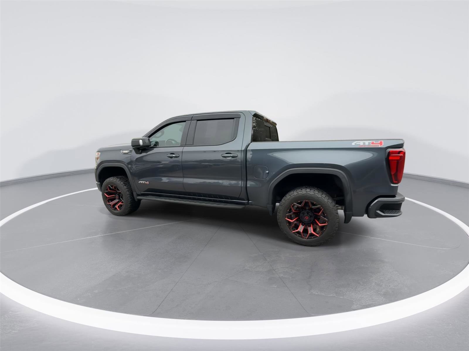 Used 2021 GMC Sierra 1500 AT4 w/ Technology Package AWD/4WD image 6
