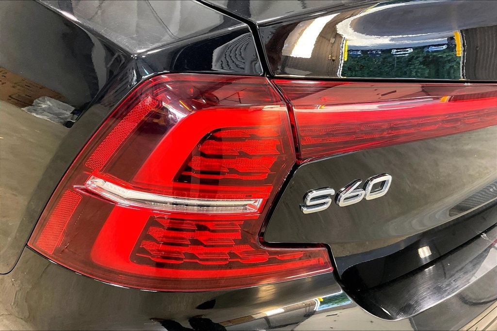 Used 2024 Volvo S60 B5 Core w/ Climate Package AWD/4WD image 24