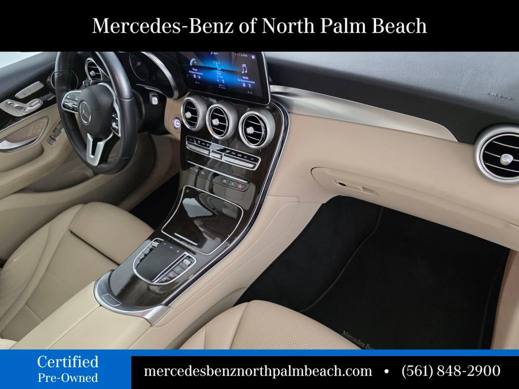 Certified 2022 Mercedes-Benz GLC 300 image 29