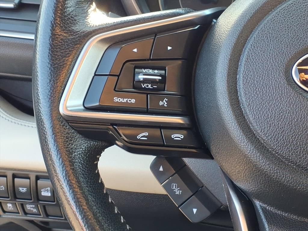 Used 2022 Subaru Ascent Limited w/ Technology Package image 11