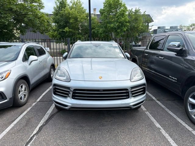 Used 2021 Porsche Cayenne S AWD/4WD image 2