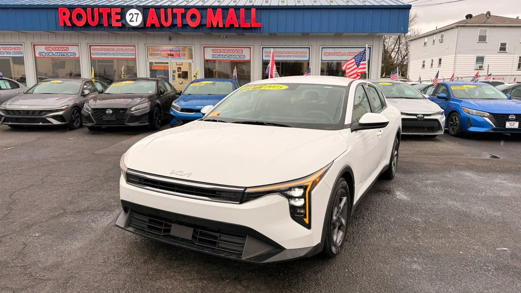 Used 2025 Kia K4 image 1