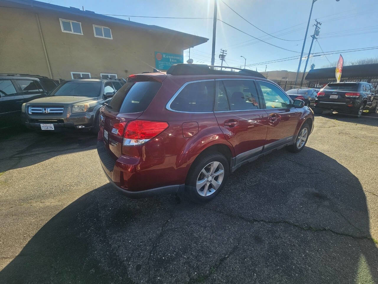 Used 2014 Subaru Outback 2.5i Premium image 4