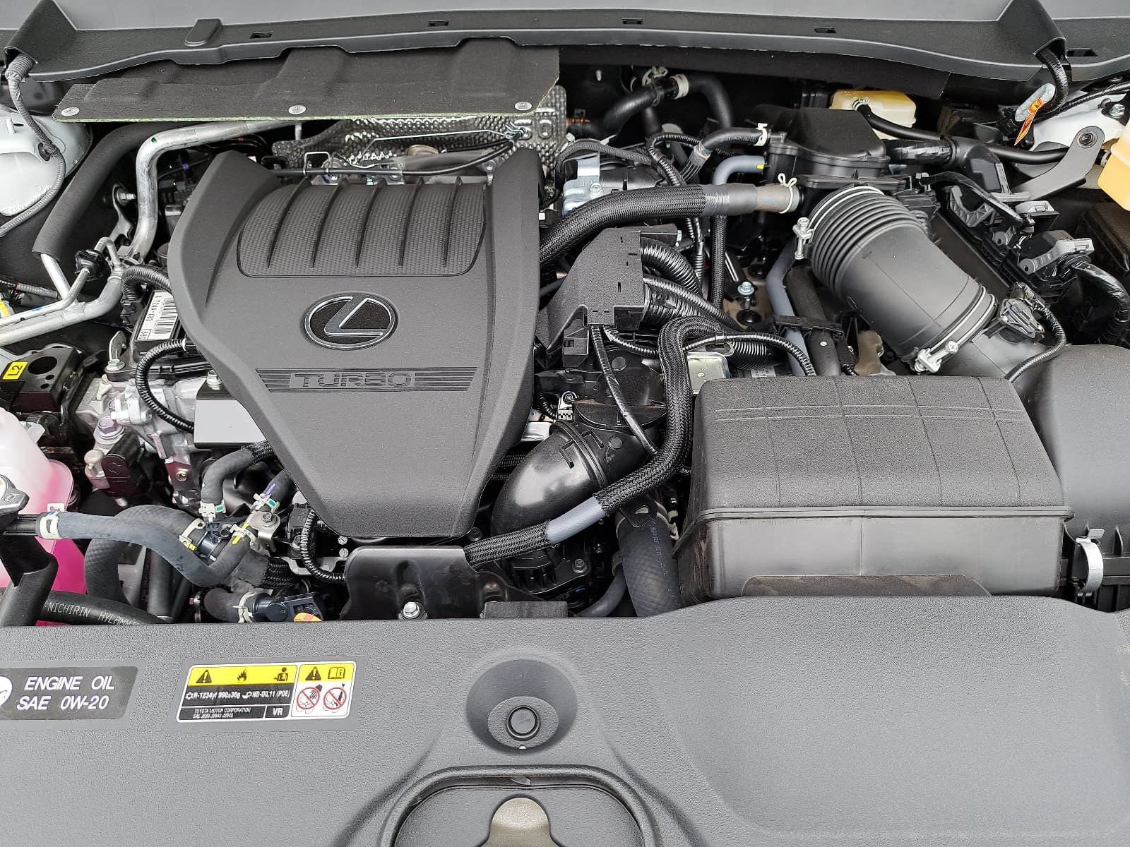 Used 2026 Lexus TX 500h AWD w/ Technology Package image 34