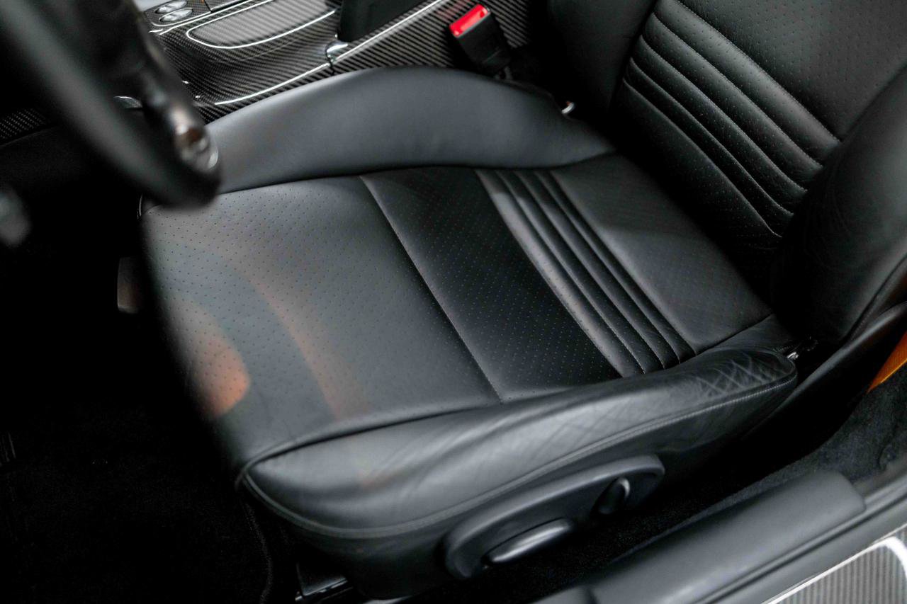 Used 2002 Porsche 911 GT2 RWD image 48