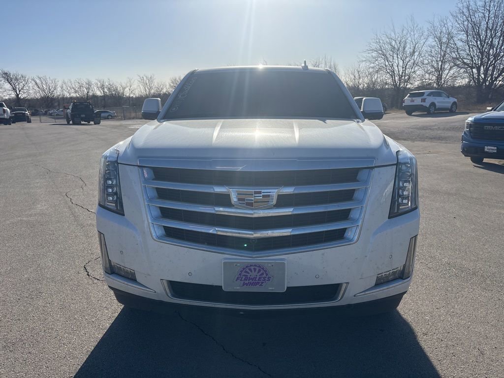 Used 2020 Cadillac Escalade Premium Luxury AWD/4WD image 8