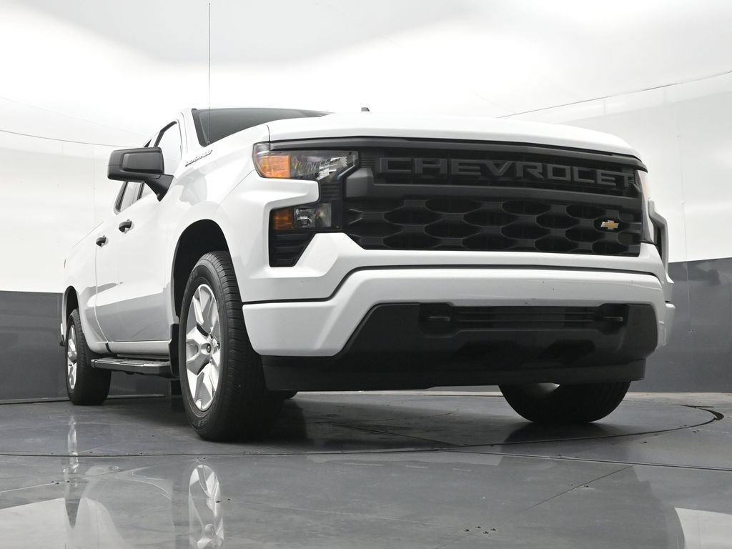 Used 2023 Chevrolet Silverado 1500 Custom RWD image 29