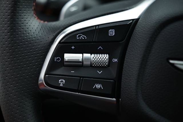 New 2025 Genesis G70 2.5T w/ Sport Prestige Package image 32