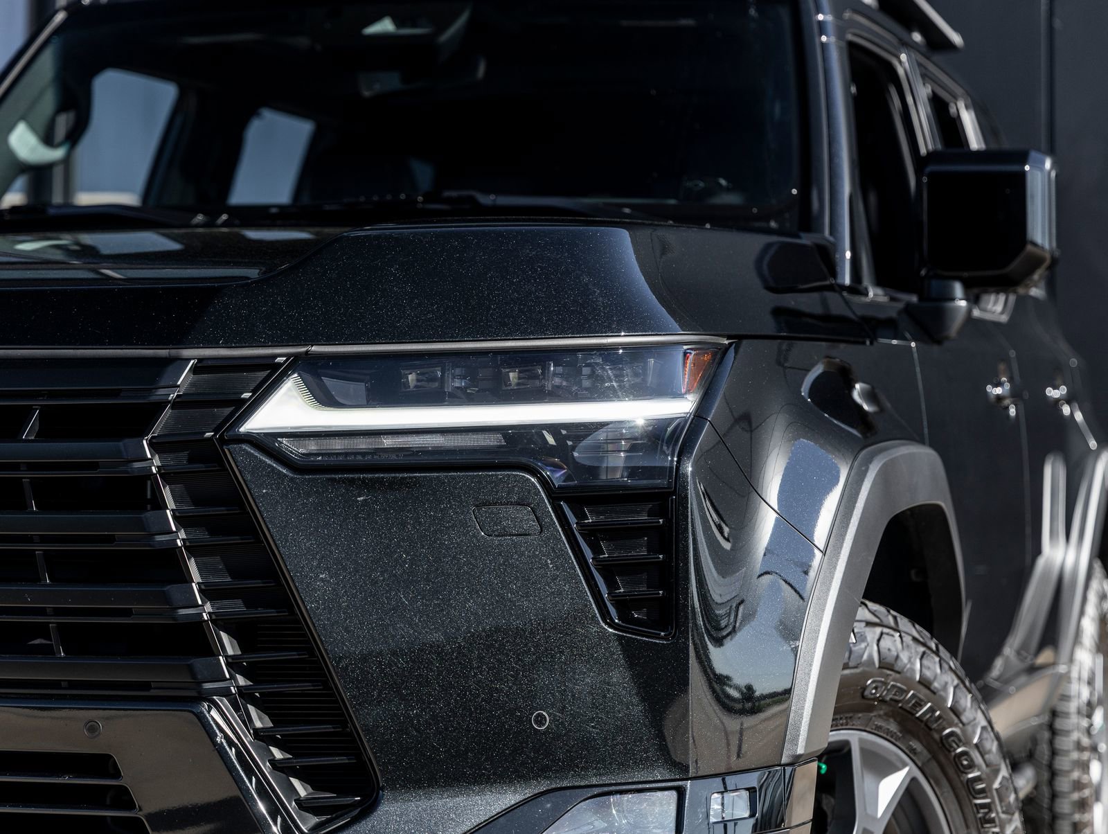 Used 2024 Lexus GX 550 550 Overtrail image 14