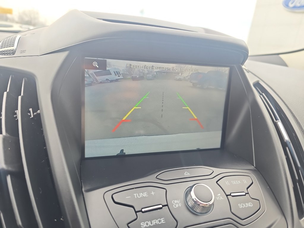 Used 2015 Ford Escape SE w/ Equipment Group 201A image 27