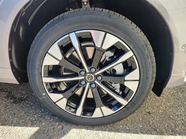 New 2026 Volvo XC60 T8 Plus w/ Climate Package AWD/4WD image 18