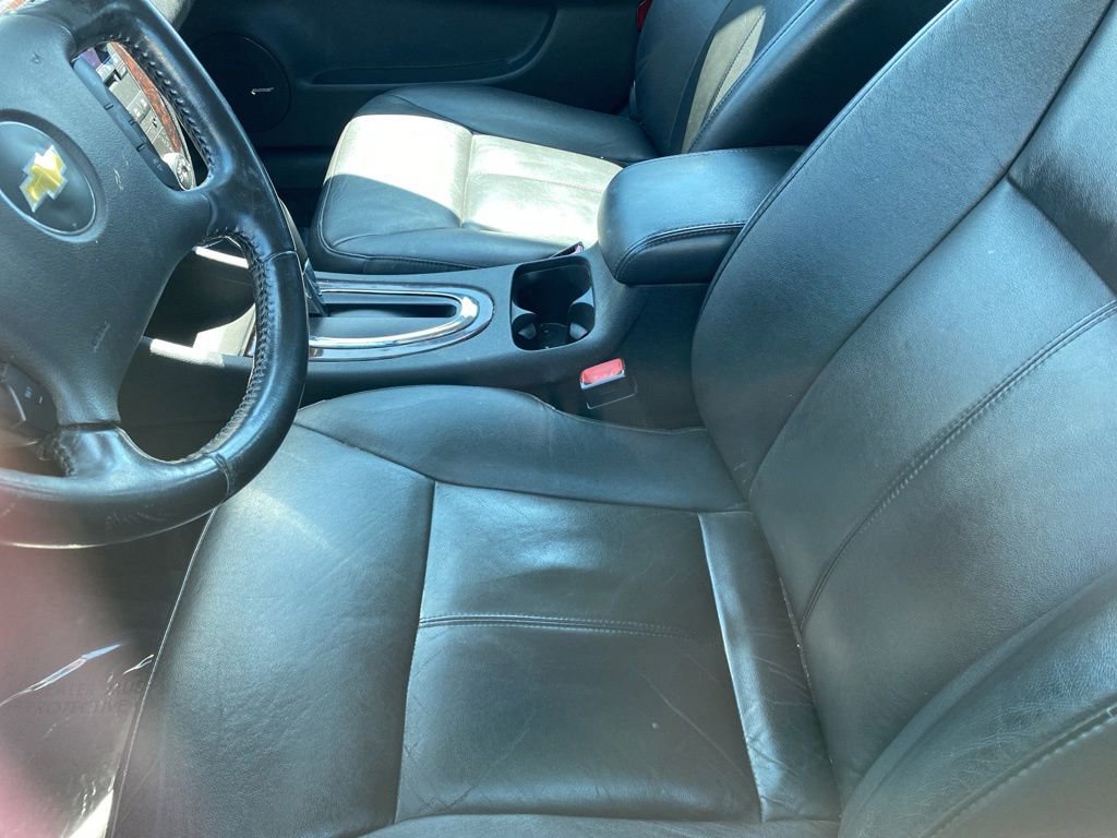 Used 2013 Chevrolet Impala LTZ FWD image 7