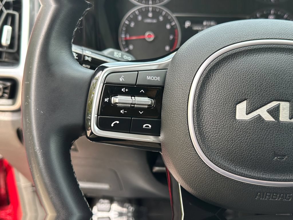 Certified 2023 Kia Sorento S AWD/4WD image 21