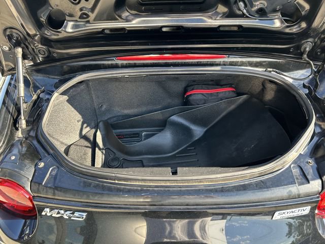 Used 2017 MAZDA MX-5 Miata Grand Touring RWD image 26