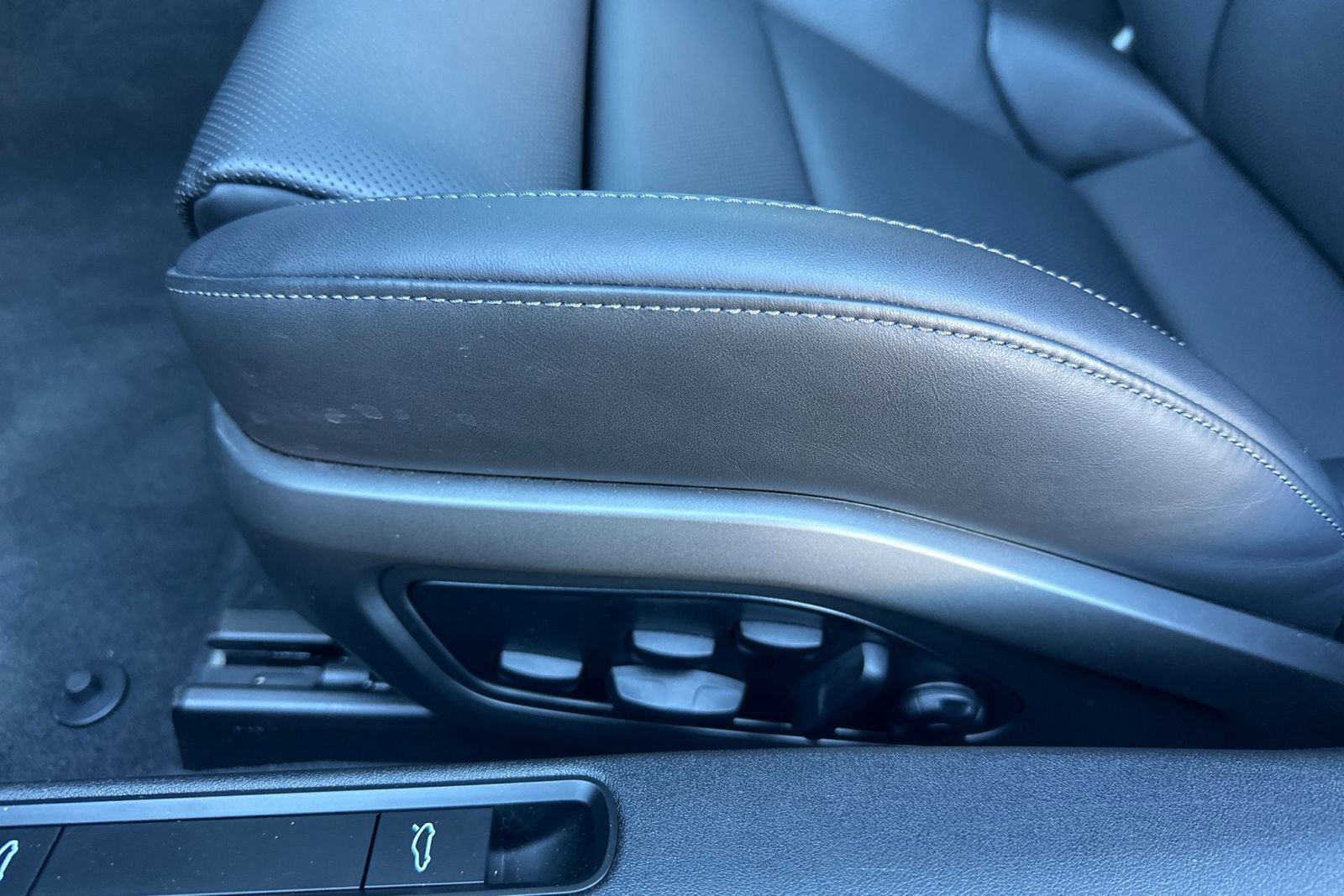 Certified 2025 Porsche 911 Carrera S image 14