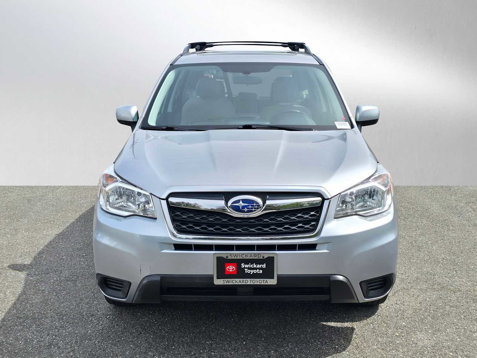 Used 2016 Subaru Forester 2.5i Premium w/ All-Weather Package AWD/4WD image 8
