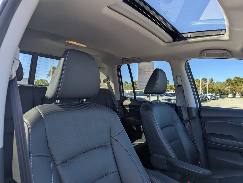 Used 2023 Honda Ridgeline RTL-E image 11