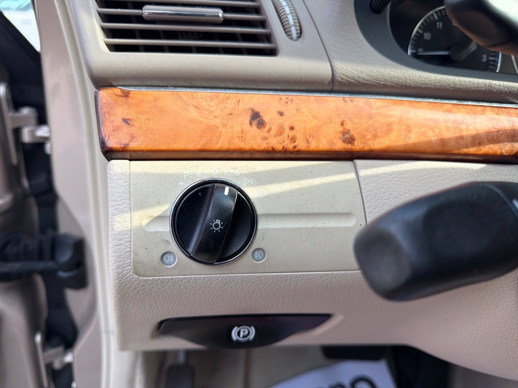 Used 2003 Mercedes-Benz E 320 Sedan image 19