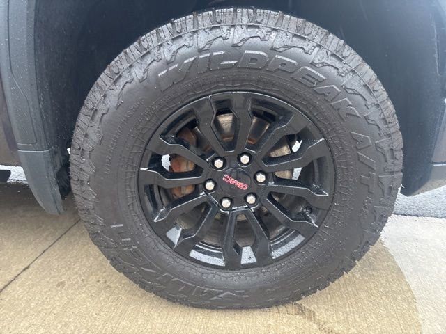 Used 2022 GMC Sierra 1500 AT4X image 19