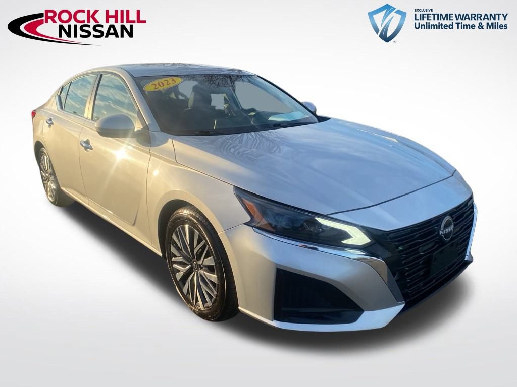 Used 2023 Nissan Altima 2.5 SV video 1