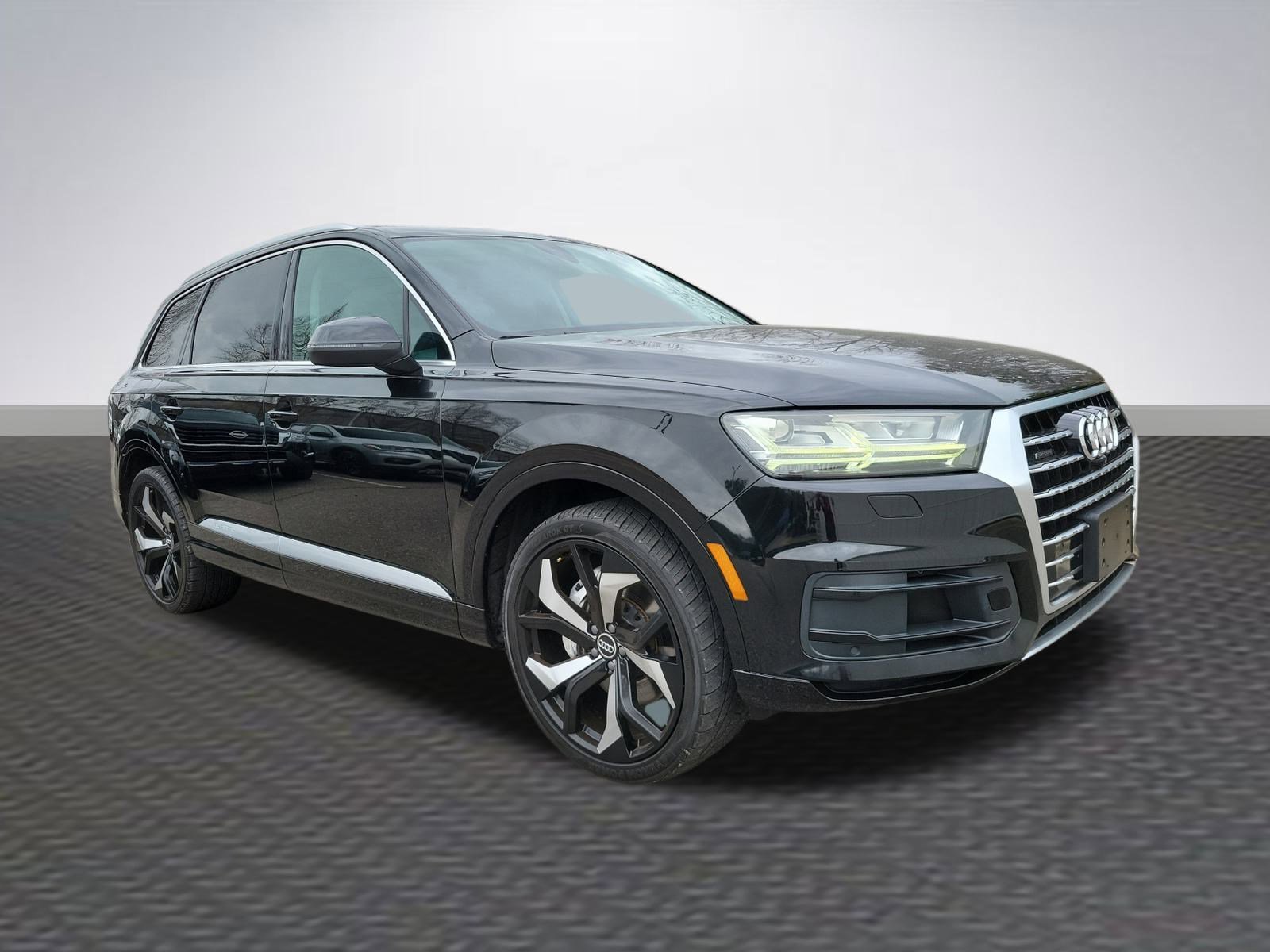 Used 2019 Audi Q7 3.0T Premium Plus image 1