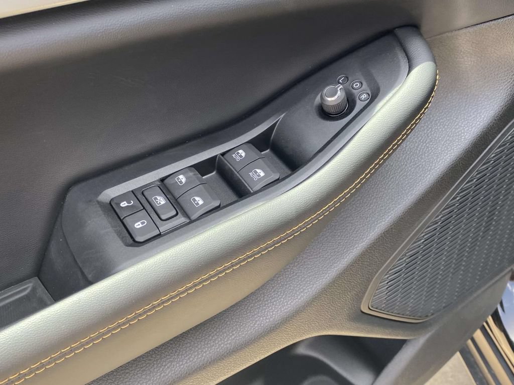 New 2026 Jeep Grand Cherokee L Limited AWD/4WD image 13