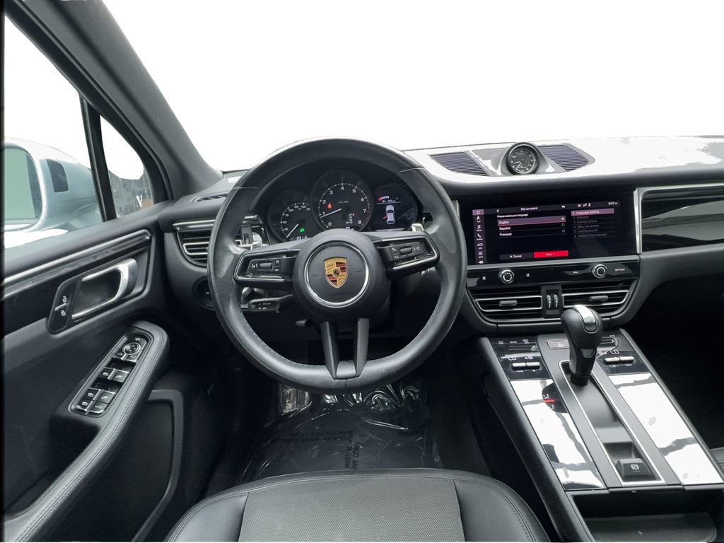 Used 2022 Porsche Macan AWD/4WD image 37