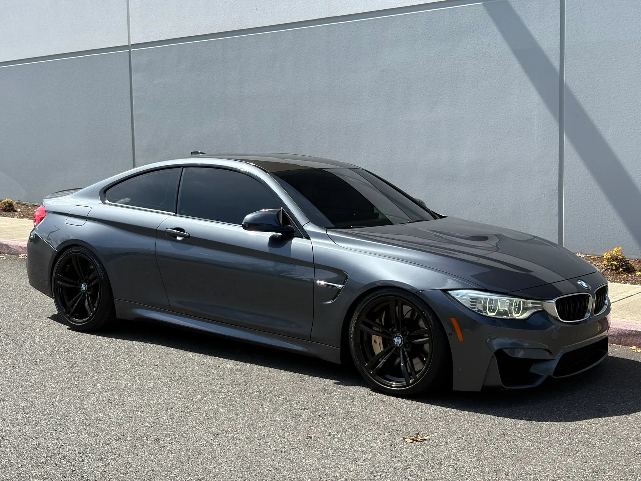 Used 2015 BMW M4 Coupe RWD image 8