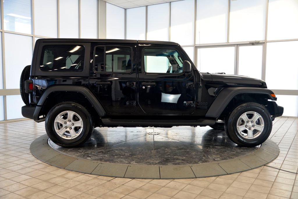Used 2021 Jeep Wrangler Unlimited Sport image 9
