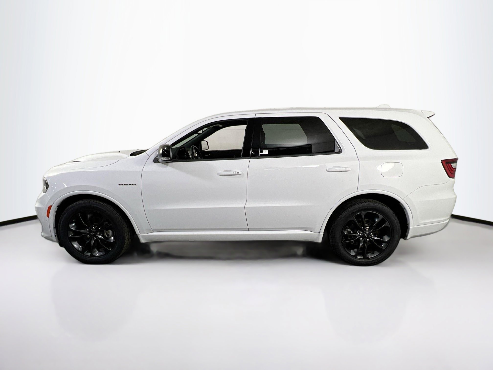 Used 2022 Dodge Durango R/T w/ Blacktop Package image 8