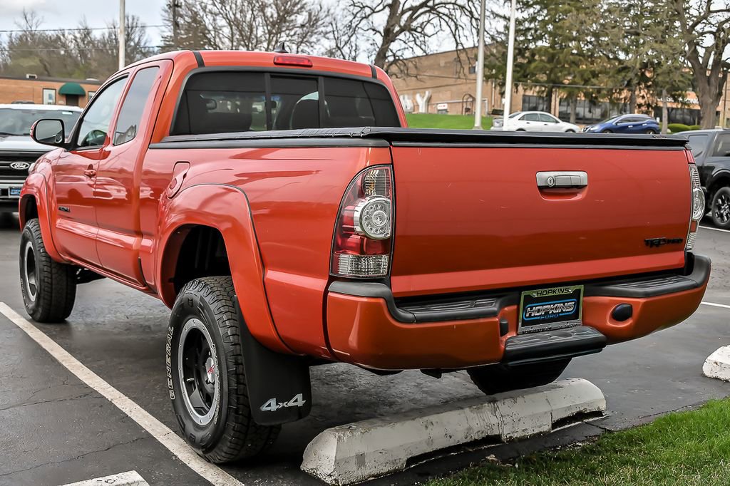Used 2015 Toyota Tacoma TRD Pro AWD/4WD image 8