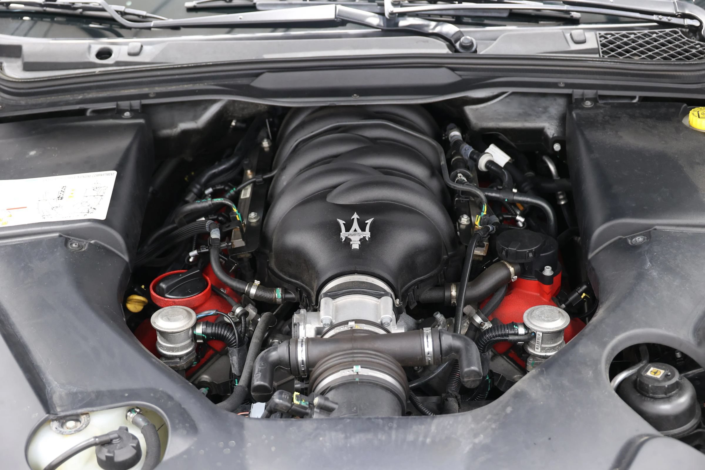 Used 2016 Maserati GranTurismo Sport RWD image 86