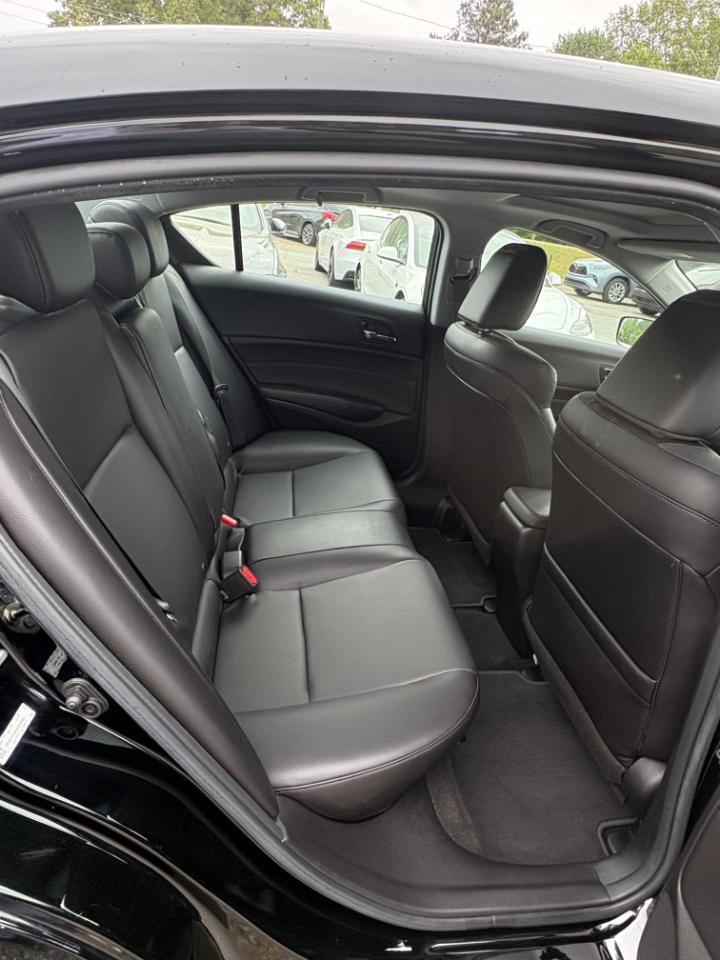 Used 2018 Acura ILX w/ Special Edition Package FWD image 11