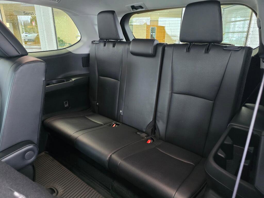 Certified 2024 Toyota Grand Highlander XLE image 41