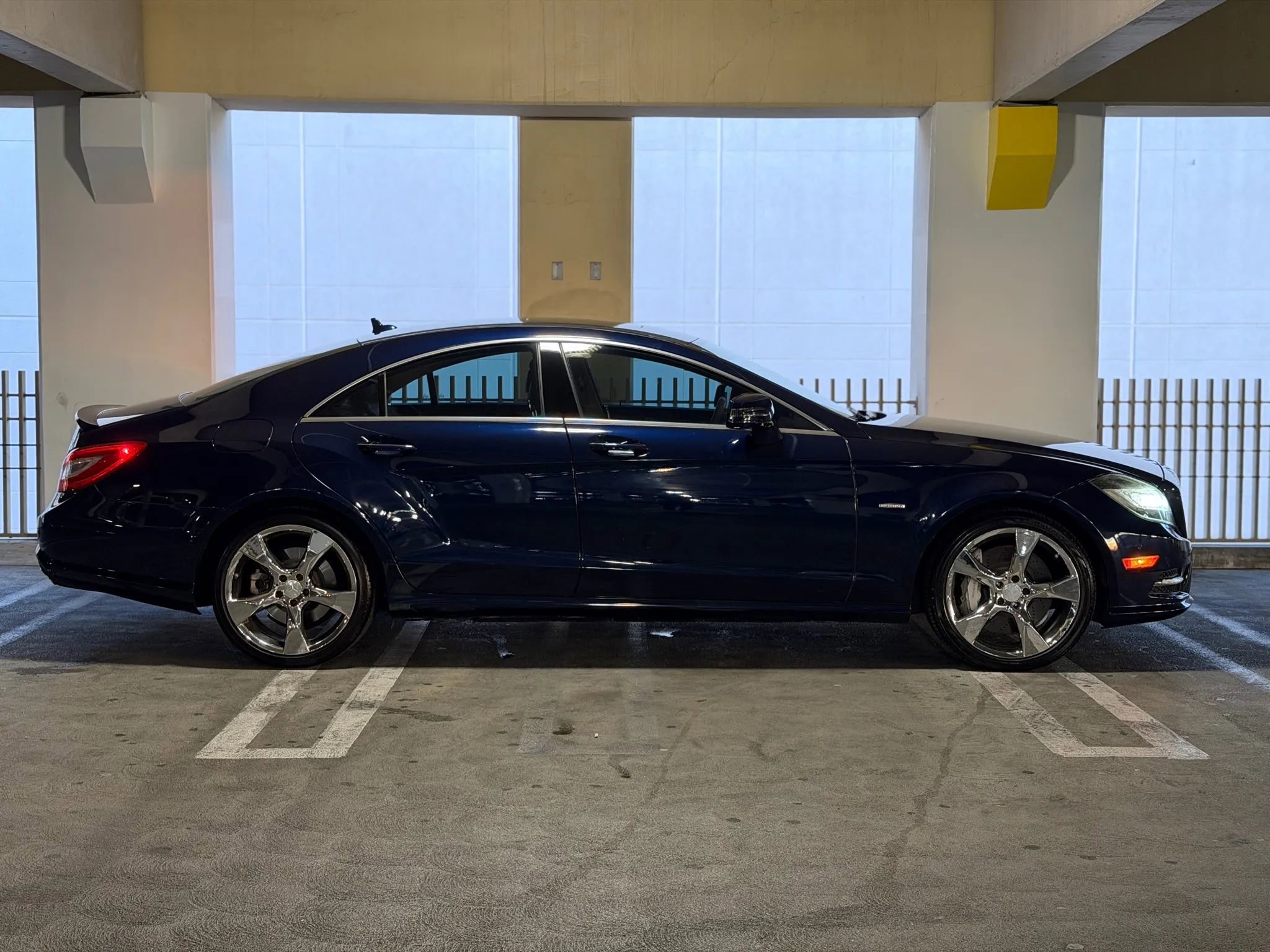 Used 2012 Mercedes-Benz CLS 550 image 6