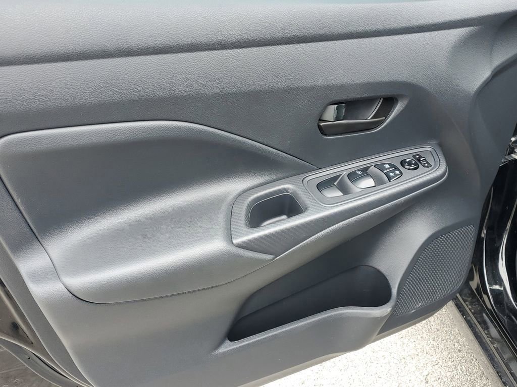 Used 2024 Nissan Versa S w/ S Plus Package FWD image 18