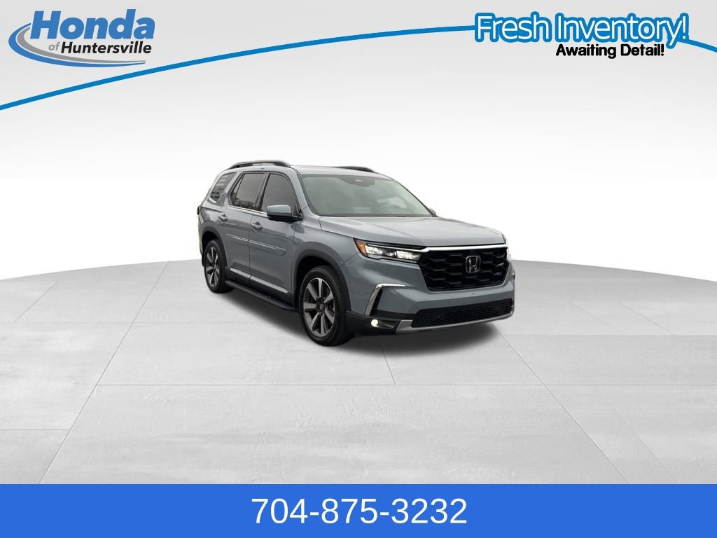 Used 2025 Honda Pilot Elite image 37