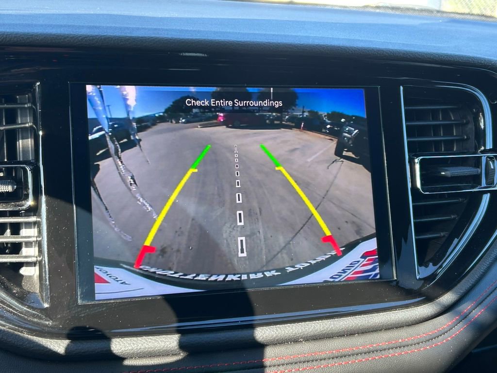 Used 2025 Dodge Durango GT image 32