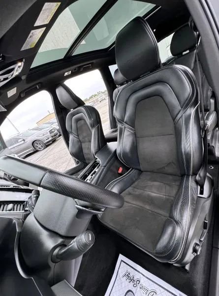 Used 2019 Volvo XC90 T6 R-Design w/ Protection Package Premier AWD/4WD image 17